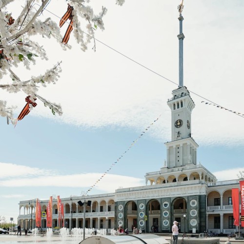 Москва сквозь века: автобусный тур по знаковым локациям столицы и окрестностей