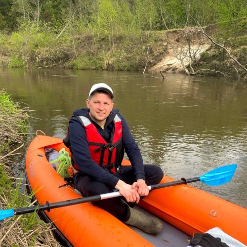Первый раз с веслом в руках: лёгкий сплав по реке Воре (всё включено)