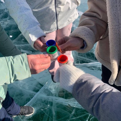 По Ольхону на внедорожниках: индивидуальное путешествие в зимнюю сказку Байкала