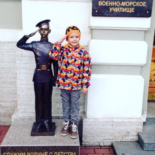 Вперед в прошлое: семейная прогулка-квест по Петроградской стороне