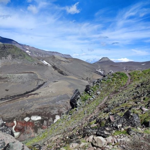 Камчатка в мини-группе: перевалы, бухты, сопки и купание в природных источниках
