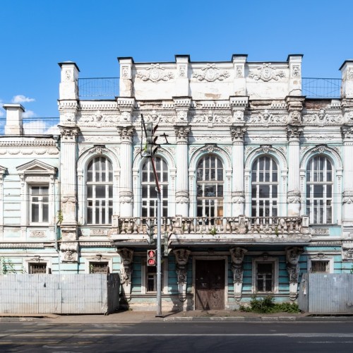 По Ярославлю на электромобиле