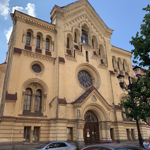 Большая и Малая Конюшенные: прогулка по старинным улицам