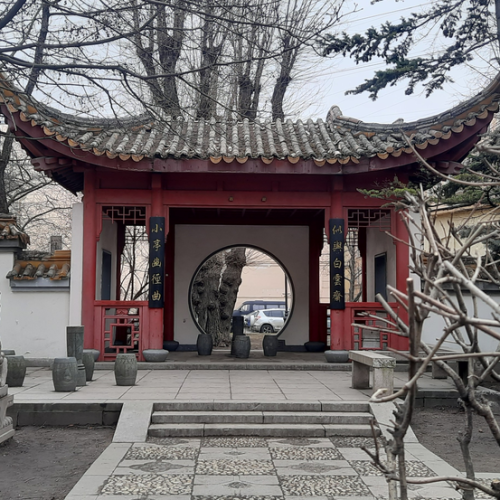 Мобильный квест без гида «Петербург революционный»