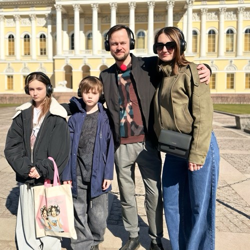 Рыцари, коты, слоны и та самая чайка: иммерсивная прогулка в наушниках