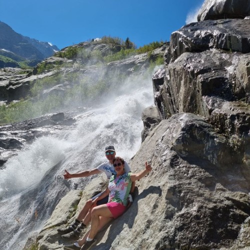 В Домбай всей семьёй: тур по природным красотам с аниматором и лёгкими прогулками в горах