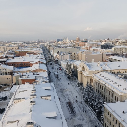 По главной улице Казани