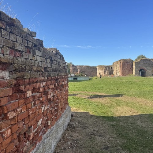 Из Санкт-Петербурга к крепости Орешек: 700 лет истории