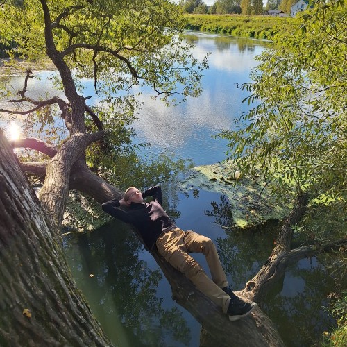 Первый раз с веслом в руках: лёгкий сплав по реке Воре (всё включено)