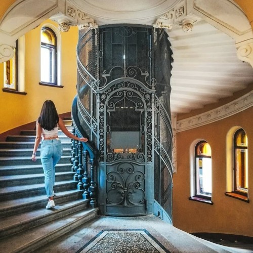 От буржуазии до нищеты: жизнь в доходных домах Петербурга