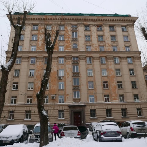 Колористическая экскурсия «40 цветов против серого»