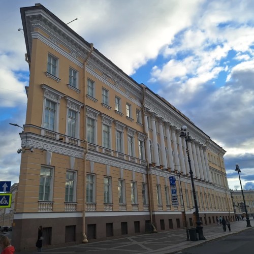 По парадному Петербургу с биноклем, или Красота в деталях