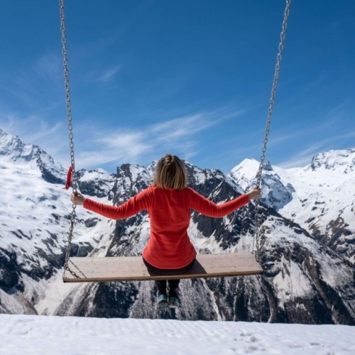 В Домбай всей семьёй: тур по природным красотам с аниматором и лёгкими прогулками в горах