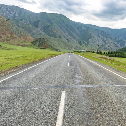 Мини-тур на Алтай с этнообедом: Чуйский тракт, Марсианские горы и Гейзерное озеро