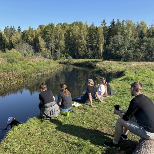 На сапбордах по реке Оредеж в мини-группе со съёмкой