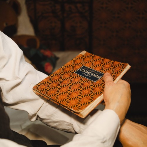 По инсталляции «Авторский стиль» в Петербурге — в мир учёных и творцов