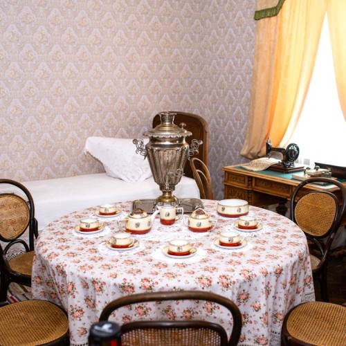 На цветение сирени в Ивановку: фестиваль, усадьбы и торжество романса