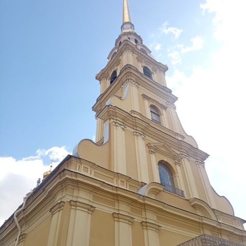 На автобусе — по Петербургу, пешком — по Петропавловской крепости (осмотр снаружи)