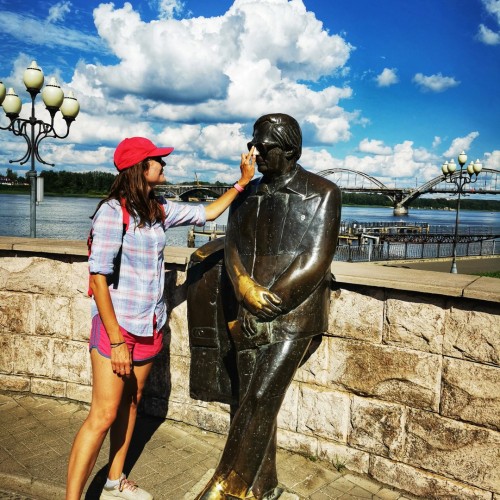 Выходные под парусами на Рыбинском море с проживанием в палатке: всё включено