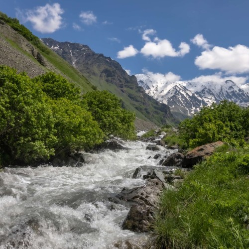 На джипах по заповедным местам Северной Осетии