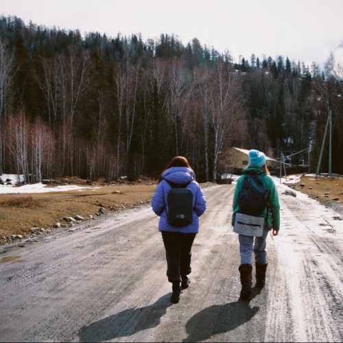 В мини-группе по Уймонской долине, прогулки в горах, Мультинские озёра, Камышлинский водопад