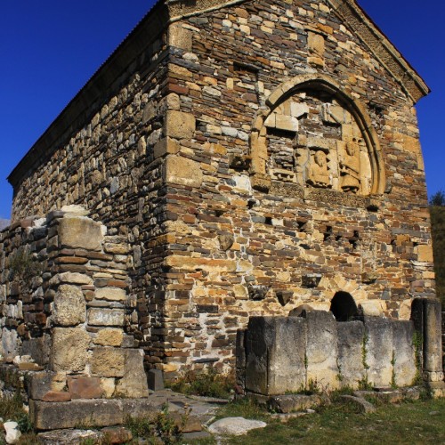 Таинство Ингушетии: треккинг налегке с восхождением на Столовую гору