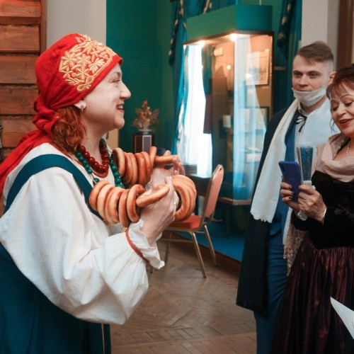 Выходные по-купечески с мастер-классами, светским приёмом и чаем из самовара: из Москвы в Торжок