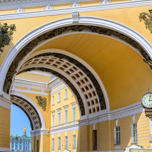 Фейк или Факт: 12 невероятных историй Петербурга