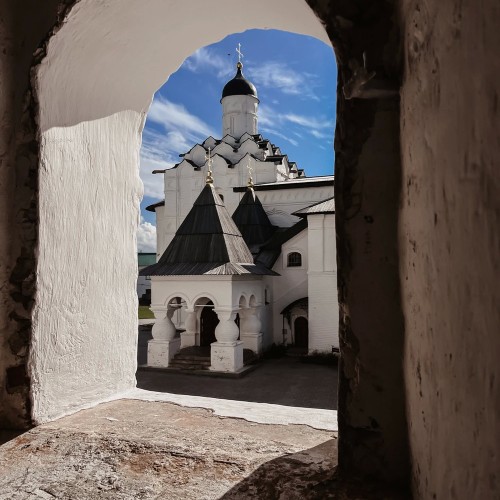 Духовный путь: Александро-Свирский монастырь из Петербурга