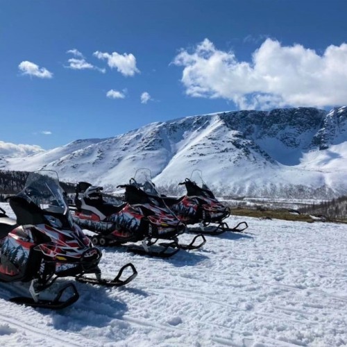 Снежная сказка за полярным кругом: Мурманск и Териберка