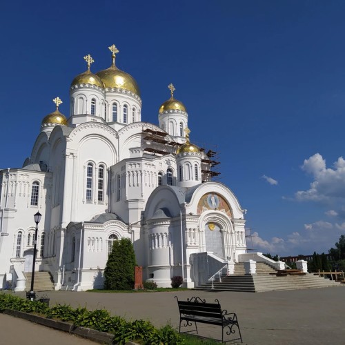 В Серафимо-Дивеевский монастырь из Нижнего Новгорода