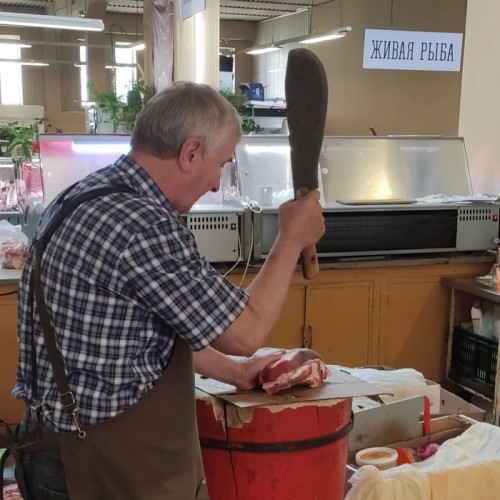 Сытная экскурсия по старейшему рынку Петербурга — с пирожками и чаепитием