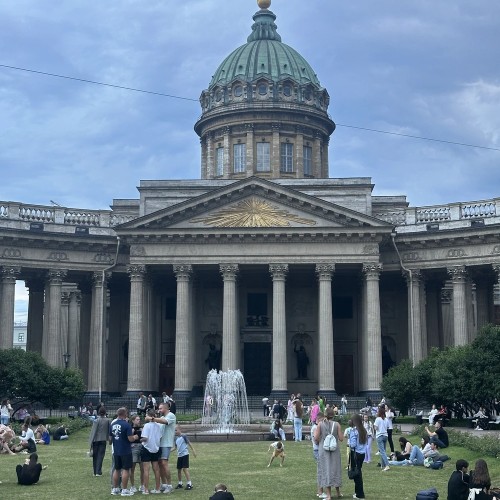 Путешествие по достопримечательностям Петербурга