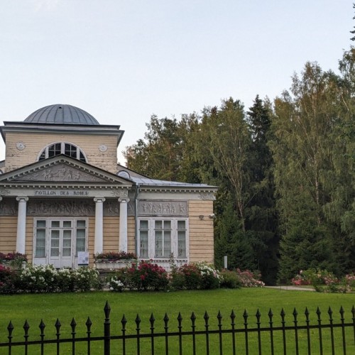 Неповторимое очарование Павловского парка: экскурсия на велосипеде