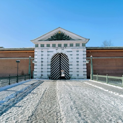 В самом сердце Петербурга: Петропавловская крепость и её загадки