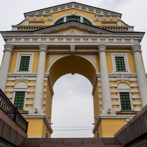 От бурятских святынь до сибирского Парижа: путешествие в мини-группе к Байкалу