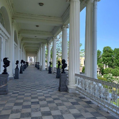 В Екатерининский и Александровский дворцы и парки (в группе)