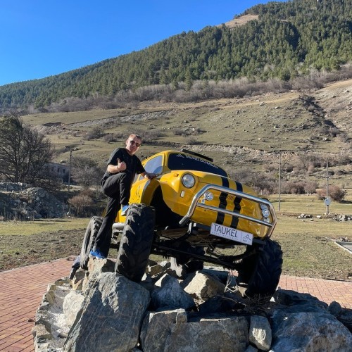 Своей компанией по Домбаю: Тебердинский заповедник, горы, пещеры, озёра