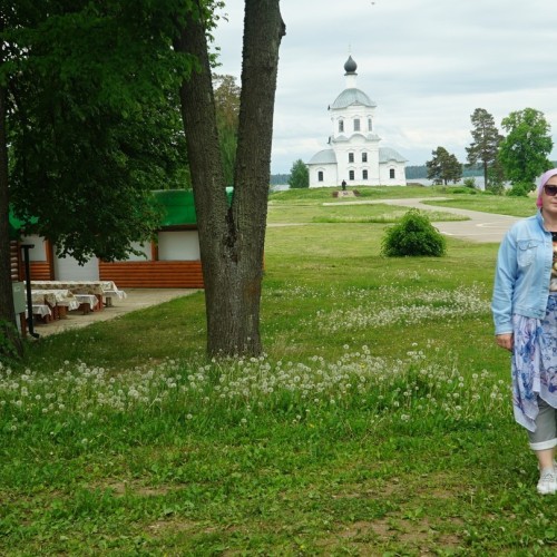 Перезагрузка на побережье Селигера с круизом по озеру и трансфером из Москвы (всё включено)