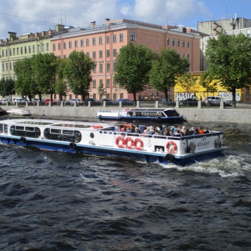 Водная прогулка «Полуденный выстрел пушки в Петропавловской крепости»