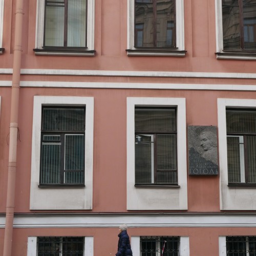 Экскурсия-квест «40 цветов против серого»