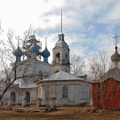 Путешествие в замок на Волге