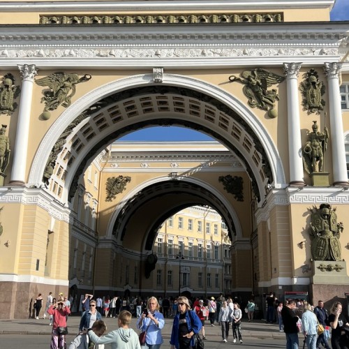 Фаворитки и фавориты: романтика императорской эпохи