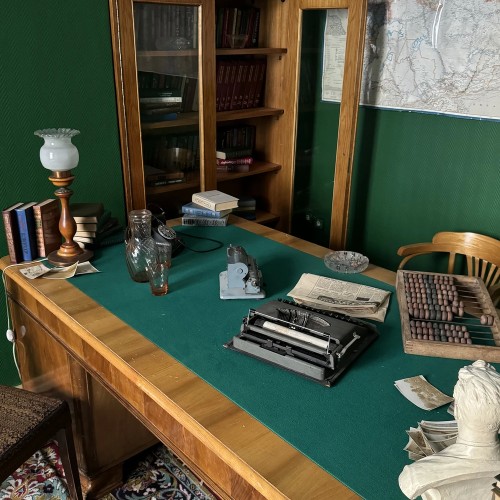 Жизнь доходного дома Петербурга