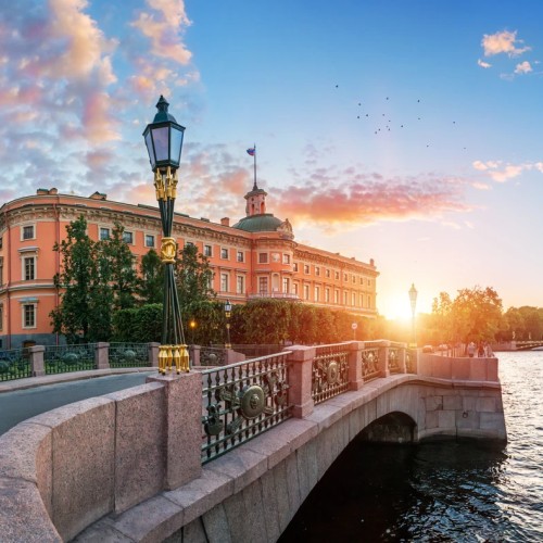 Огни вечернего Петербурга