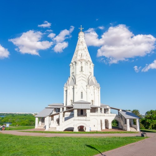 Москва сквозь века: автобусный тур по знаковым локациям столицы и окрестностей
