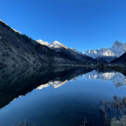 Своей компанией по Домбаю: Тебердинский заповедник, горы, пещеры, озёра