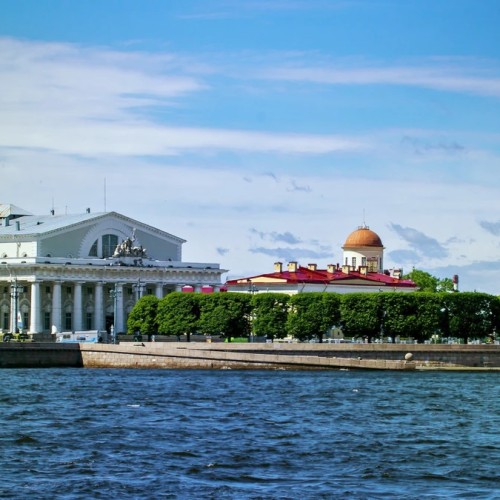 Знакомство с центром Петербурга + посещение Эрмитажа (билет включён)