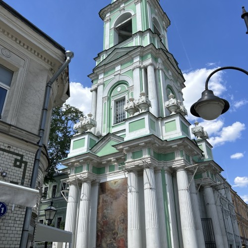 Индивидуальное путешествие сквозь века: тайны и предания старой Москвы и Заречья