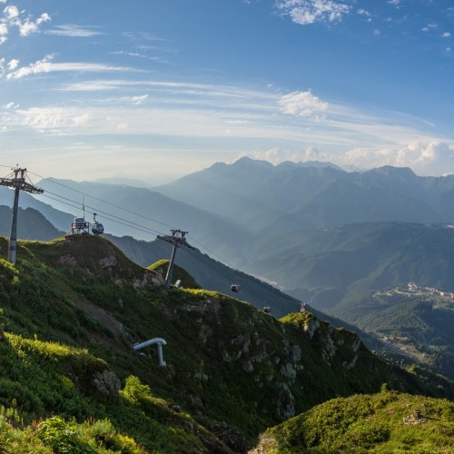 Трансформация в горах Сочи: практики с психологом, пикник, наблюдение за звёздами и фотосессия